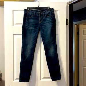 Brand new Guess Brittney skinny jeans